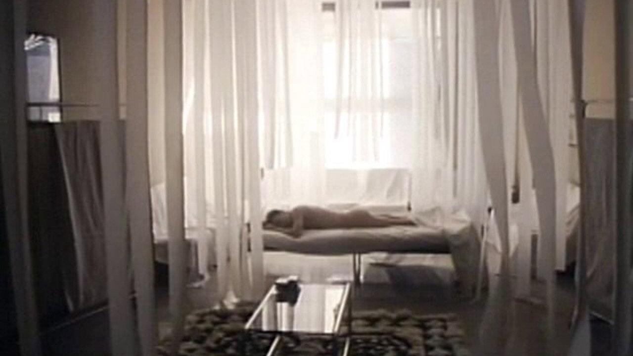 Gift 1997 movie scene