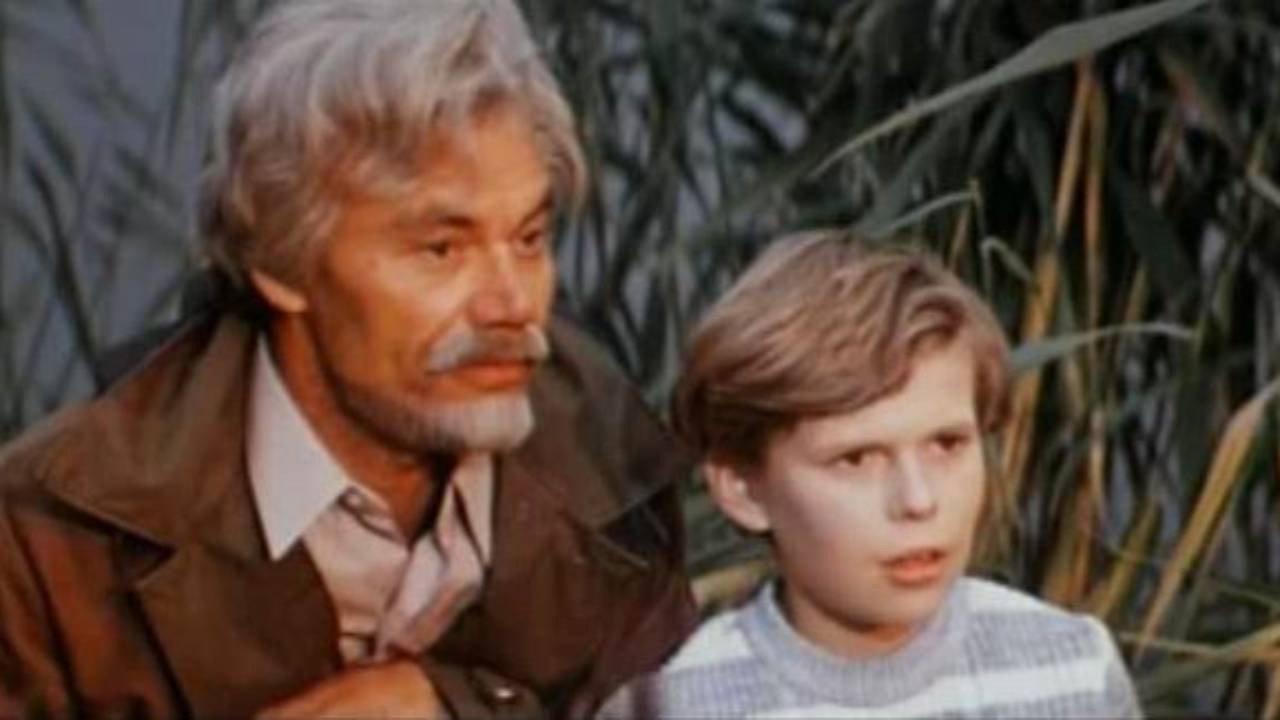 Wait For Me, Islands! 1978 movie scene