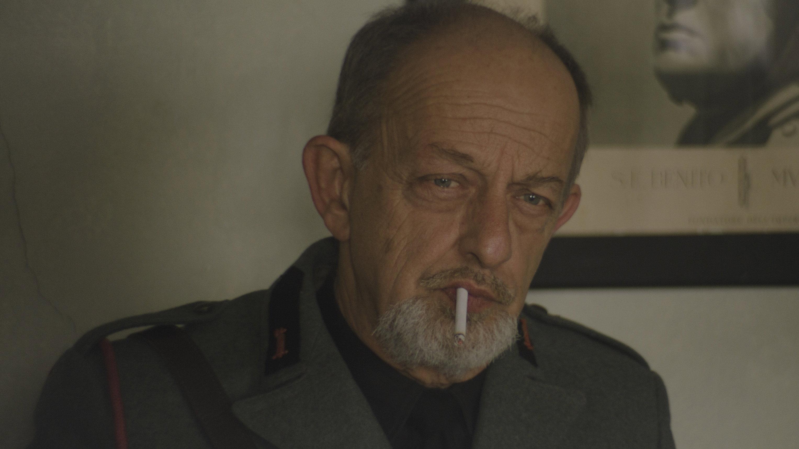Un Natale del 1945 2023 movie scene