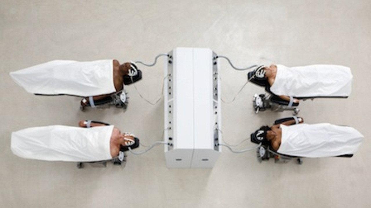 Transfer 2010 movie scene