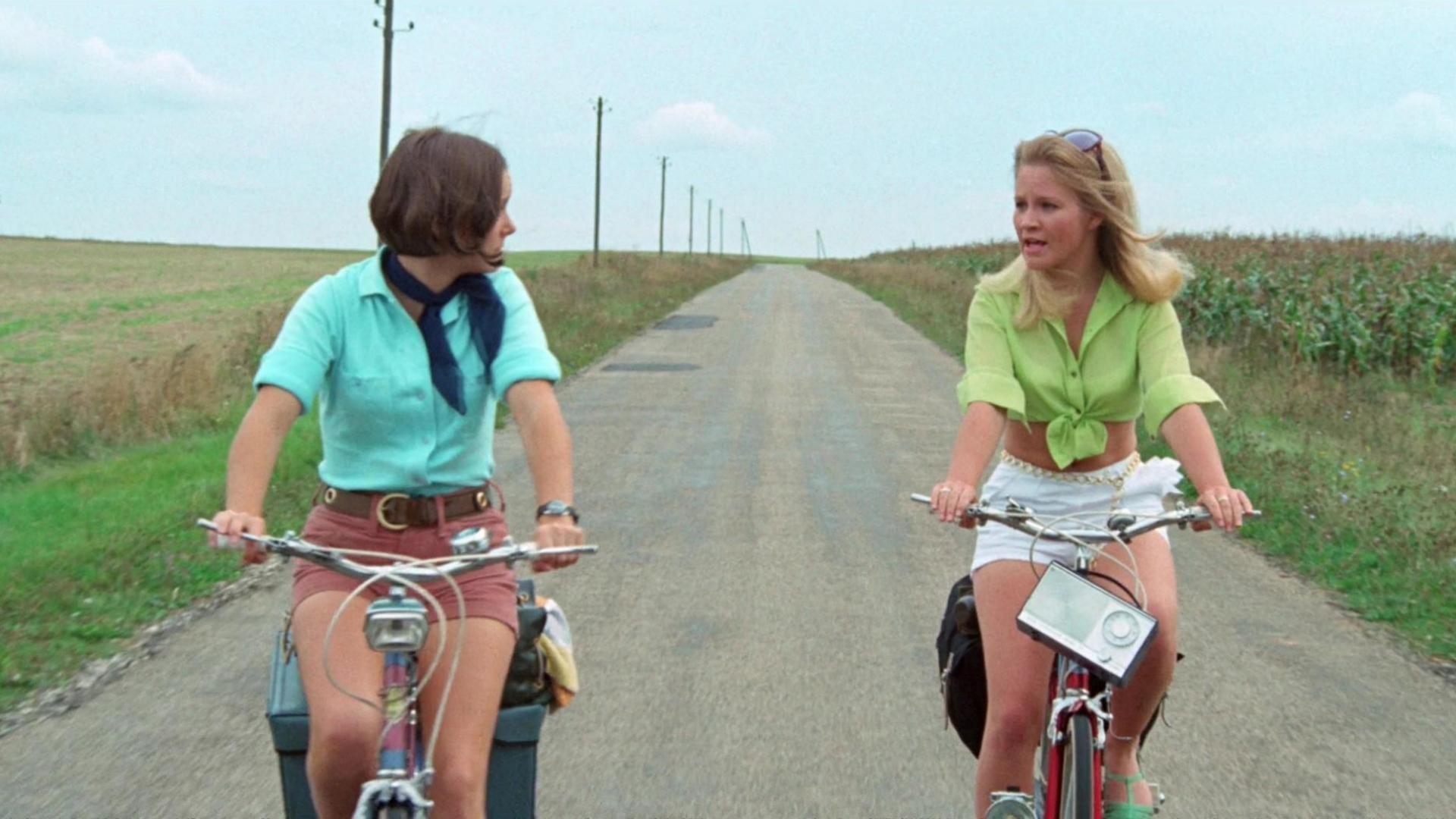 And Soon the Darkness 1970 movie scene