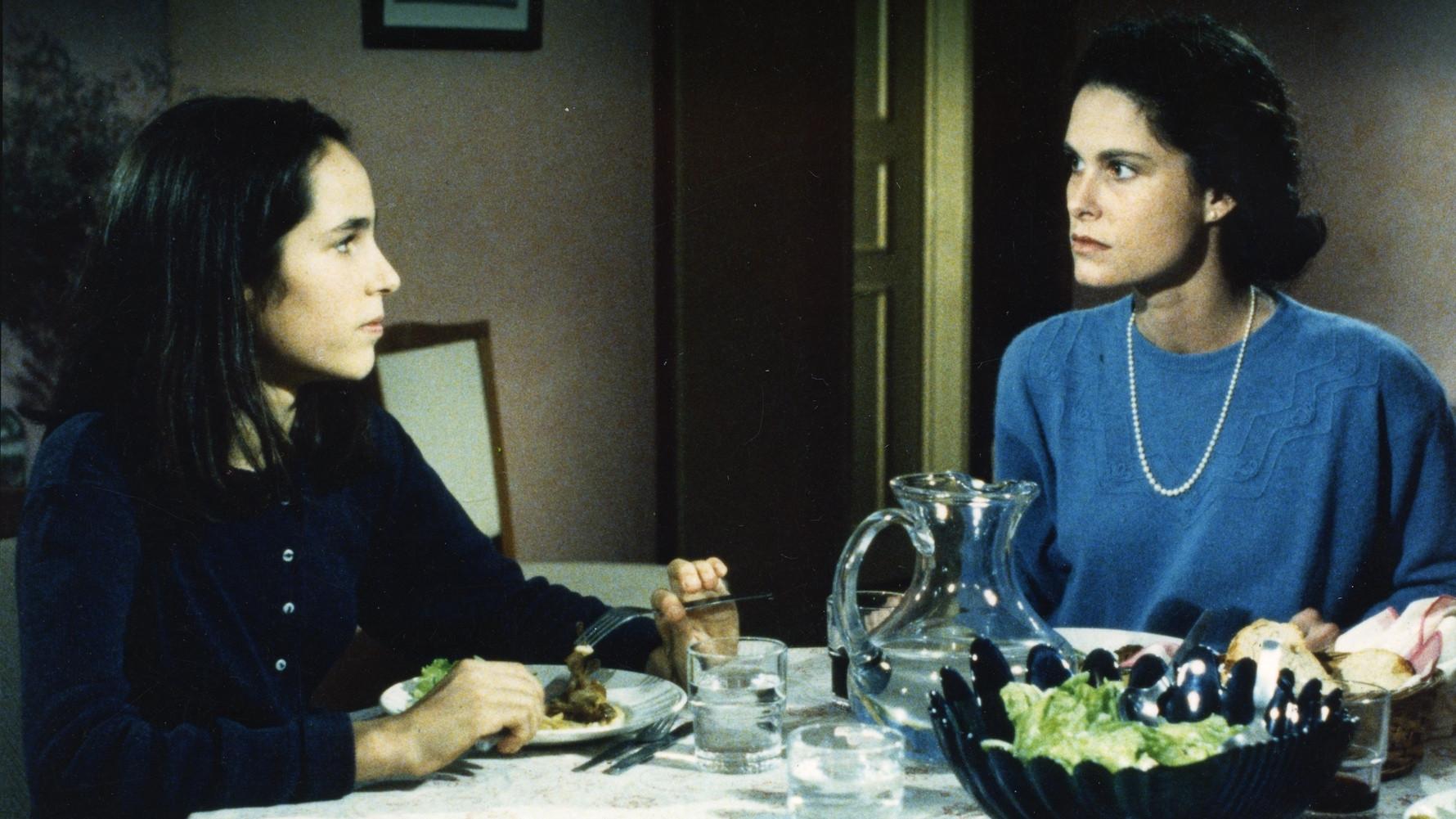 Twin Flames 1992 movie scene