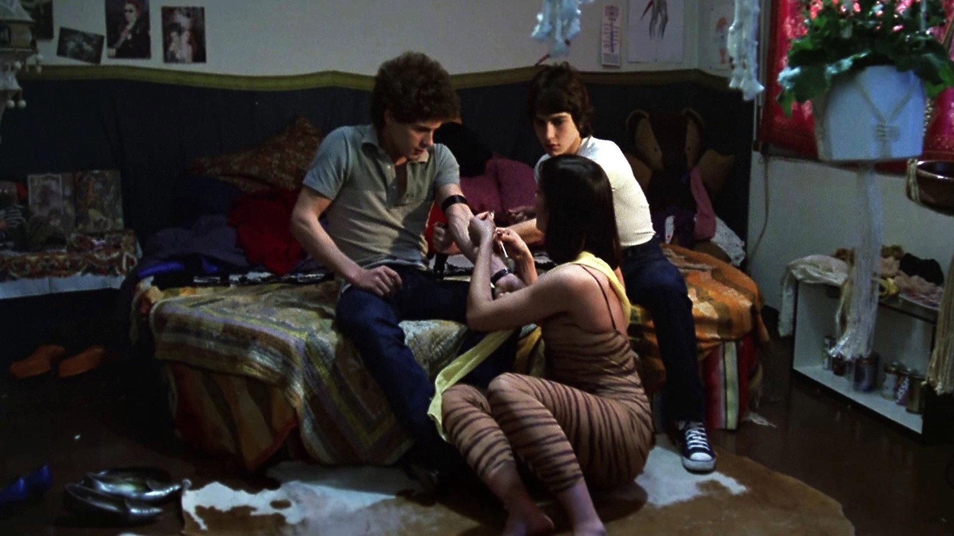 Overdose 1983 movie scene