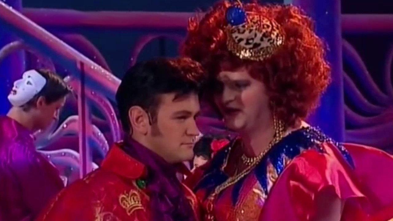 Cinderella: The ITV Pantomime 2000 movie scene
