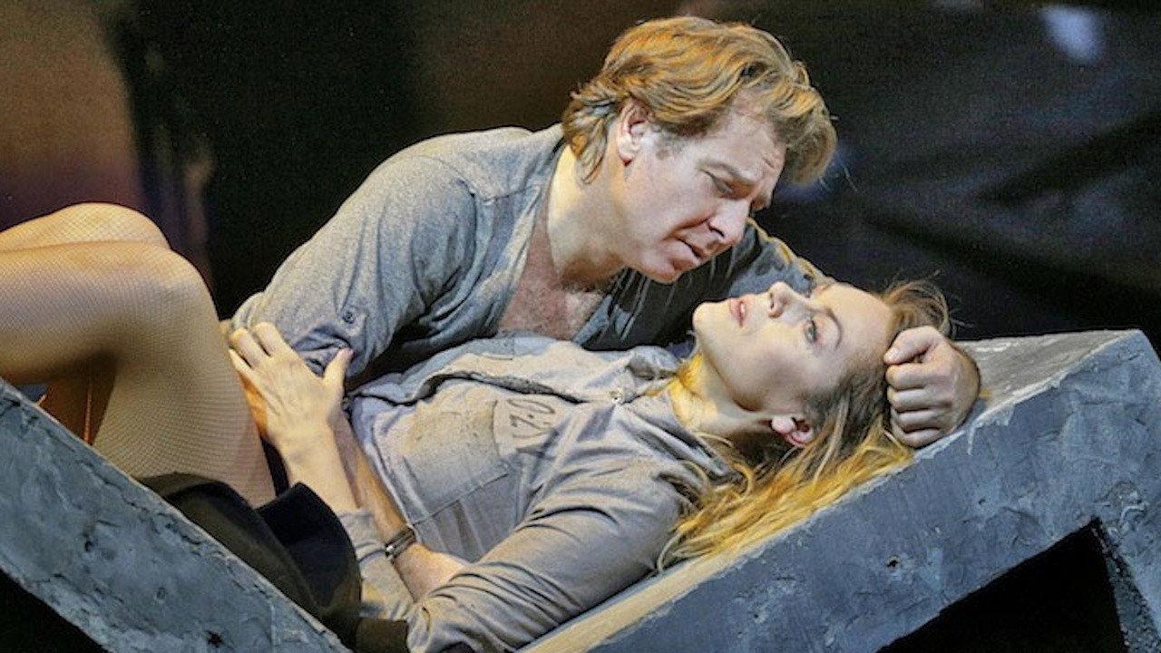 The Metropolitan Opera - Puccini: Manon Lescaut 2016 movie scene