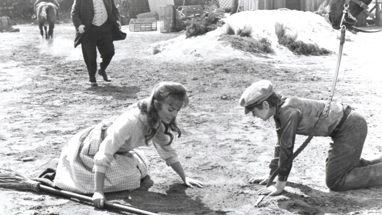 Mooncussers 1962 movie scene