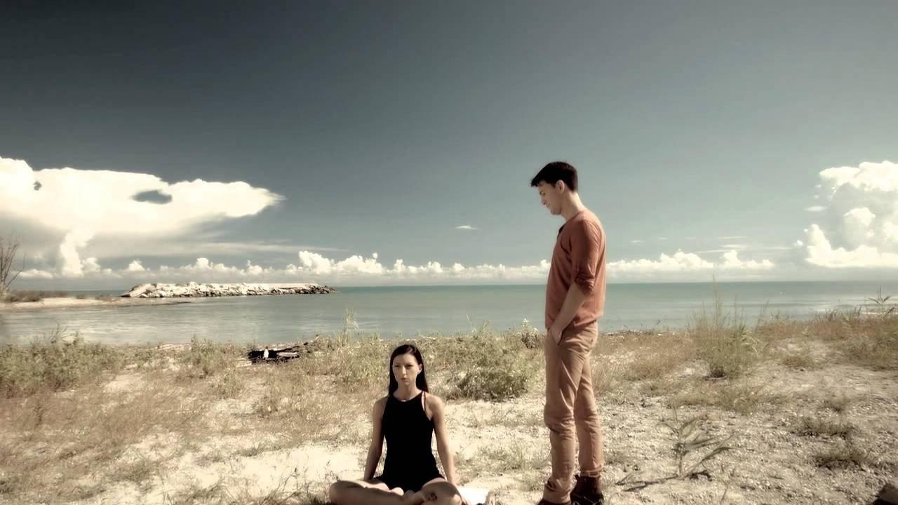 The Sculpture 2015 movie scene