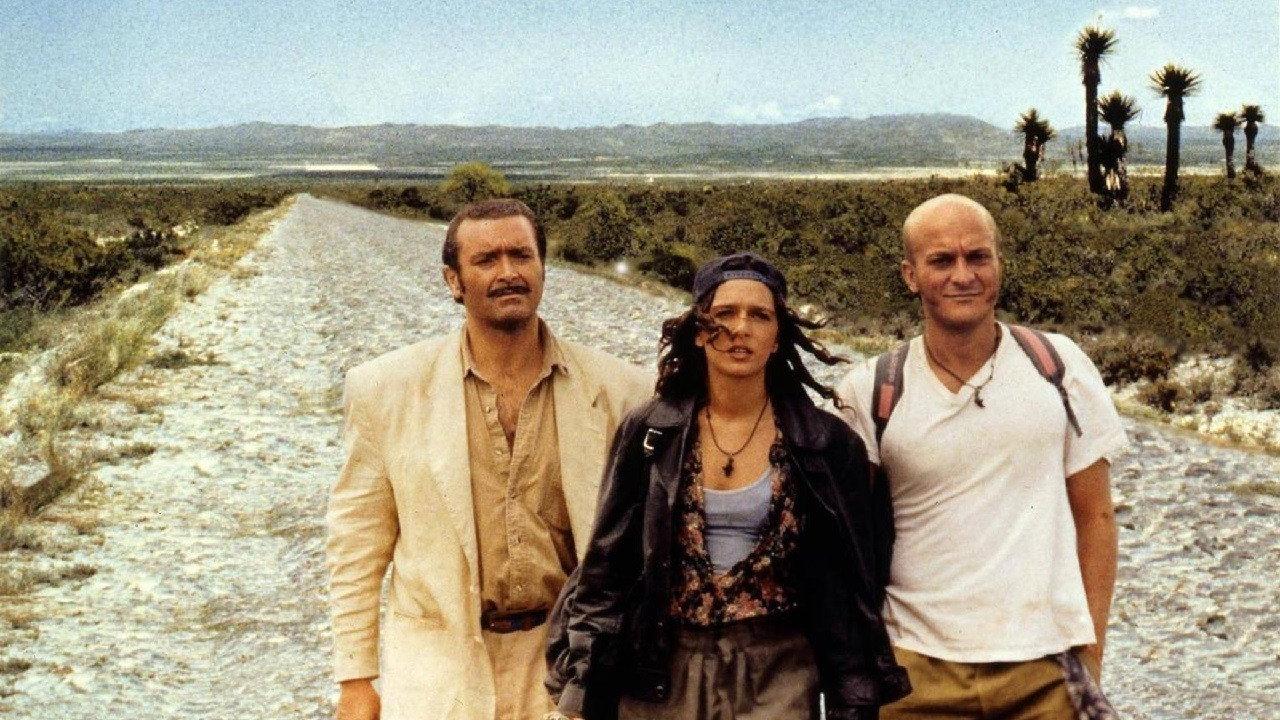 Puerto Escondido 1992 movie scene