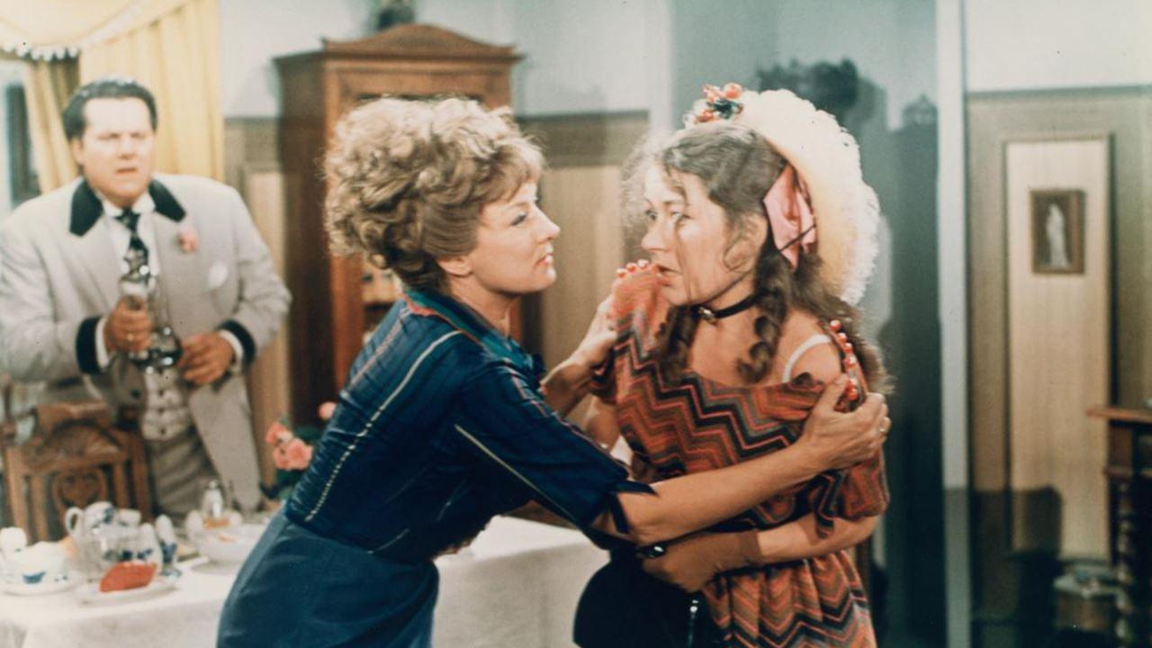 The Loose Tile 1966 movie scene