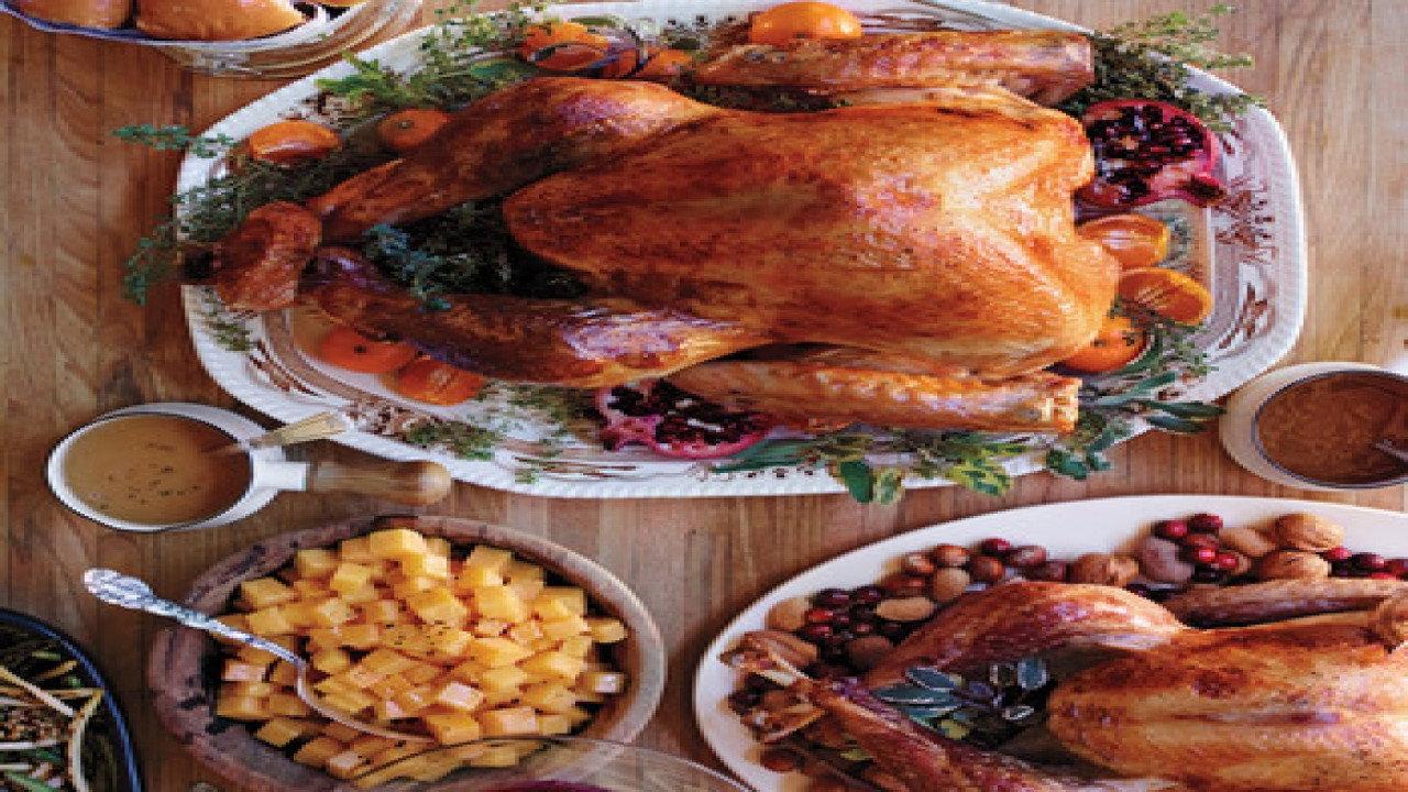 Martha Stewart Holidays: Classic Thanksgiving 2005 movie scene