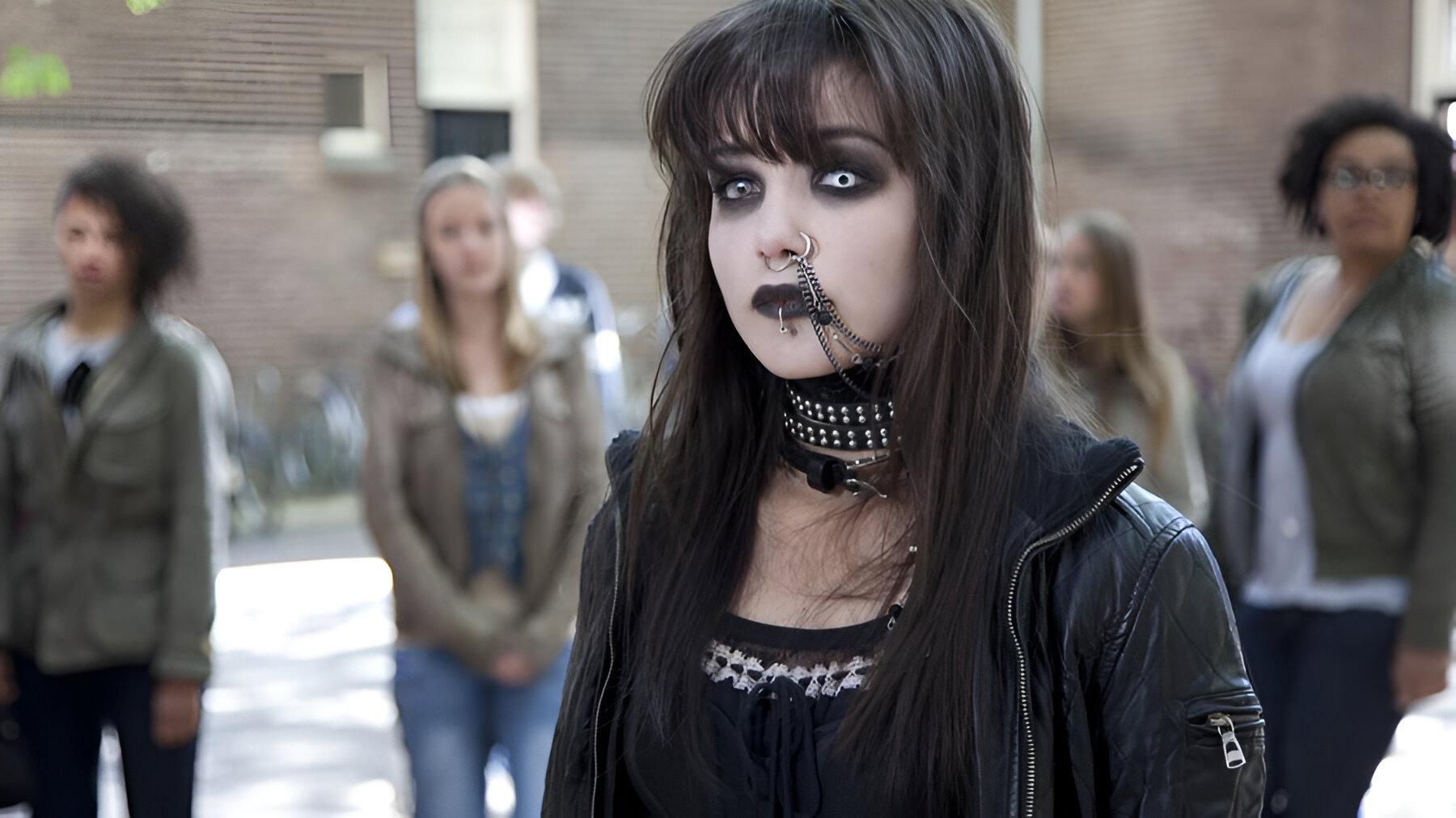 Nina Satana 2011 movie scene