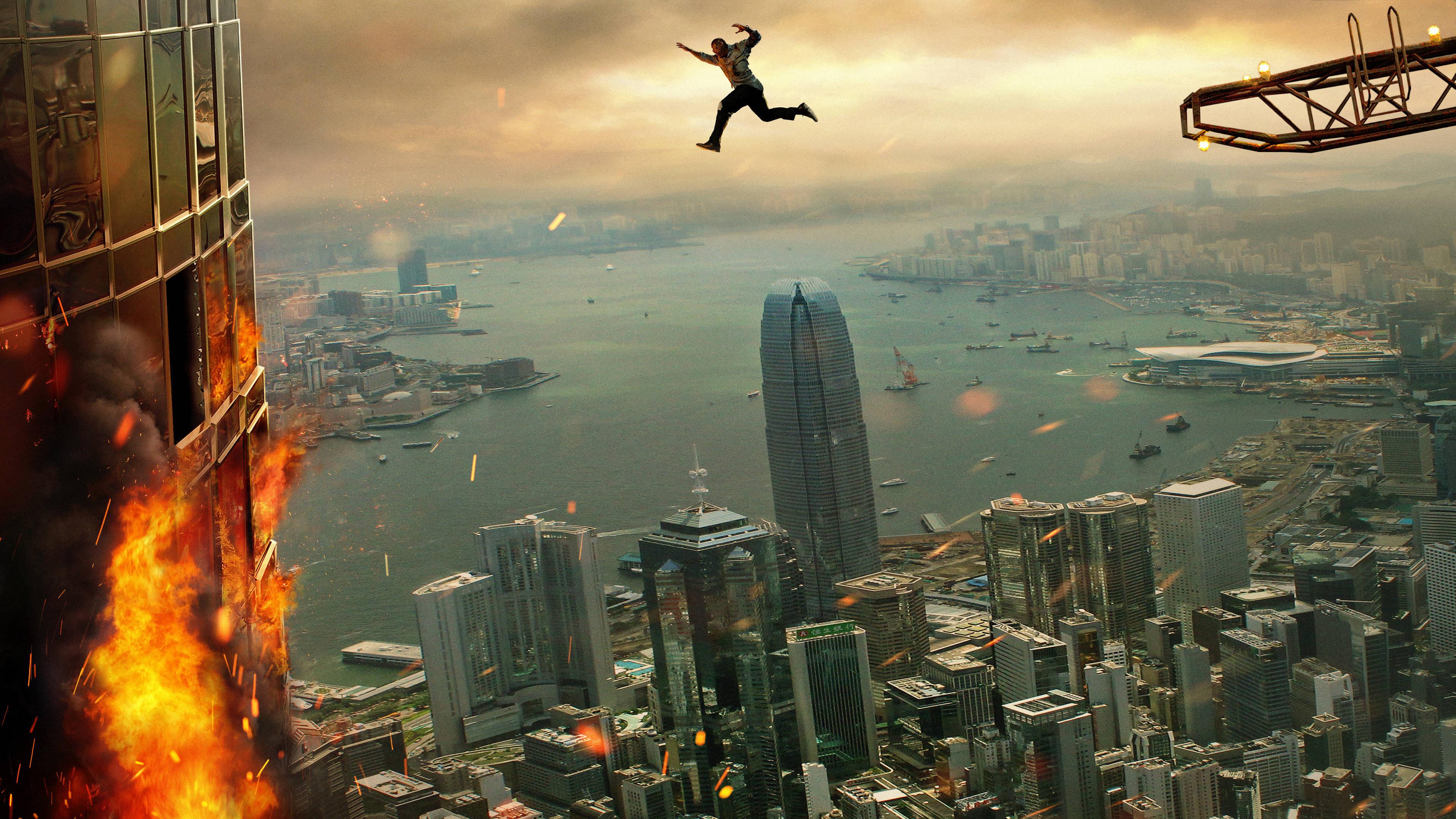 Skyscraper 2018 movie scene