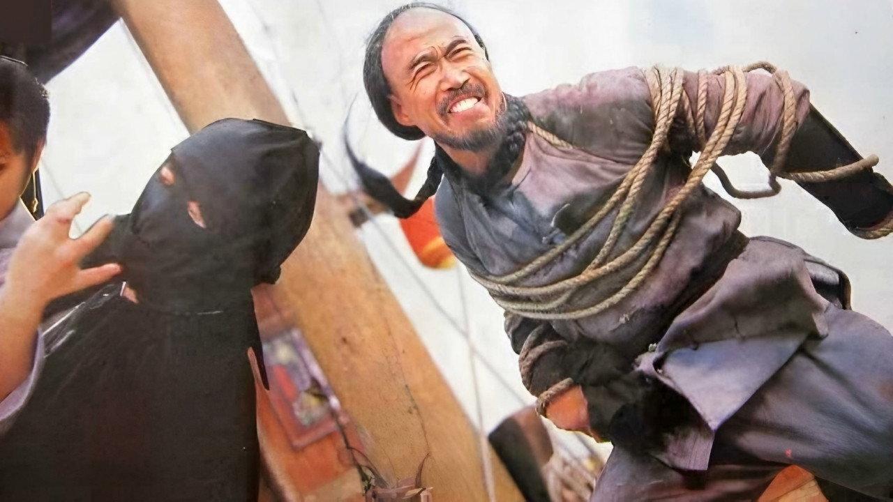 Robber in Baling 1987 movie scene