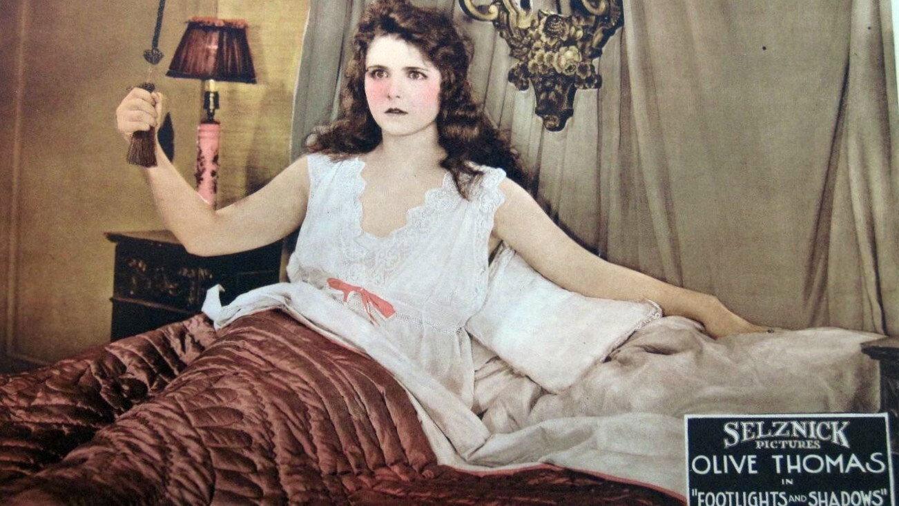 Footlights and Shadows 1920 movie scene