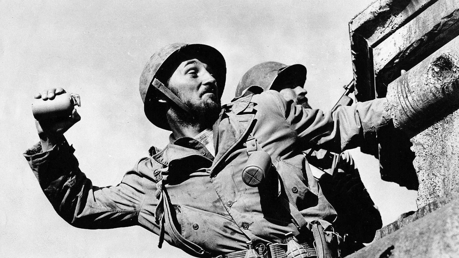 Story of G.I. Joe 1945 movie scene