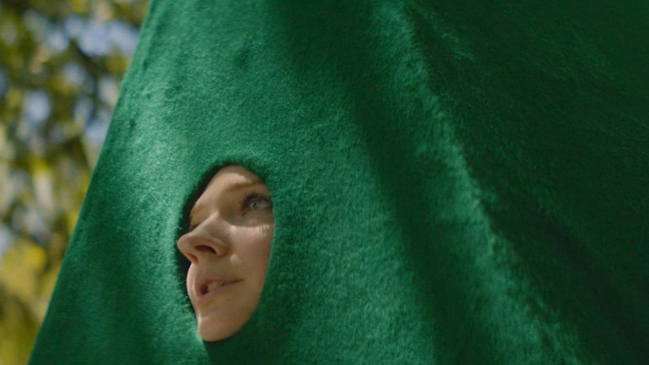 Toni the Triangle 2017 movie scene