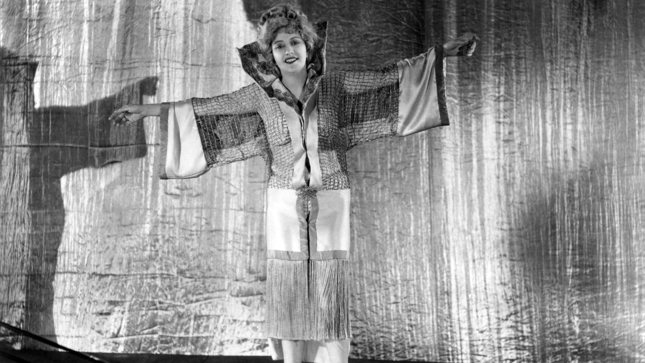 Applause 1929 movie scene