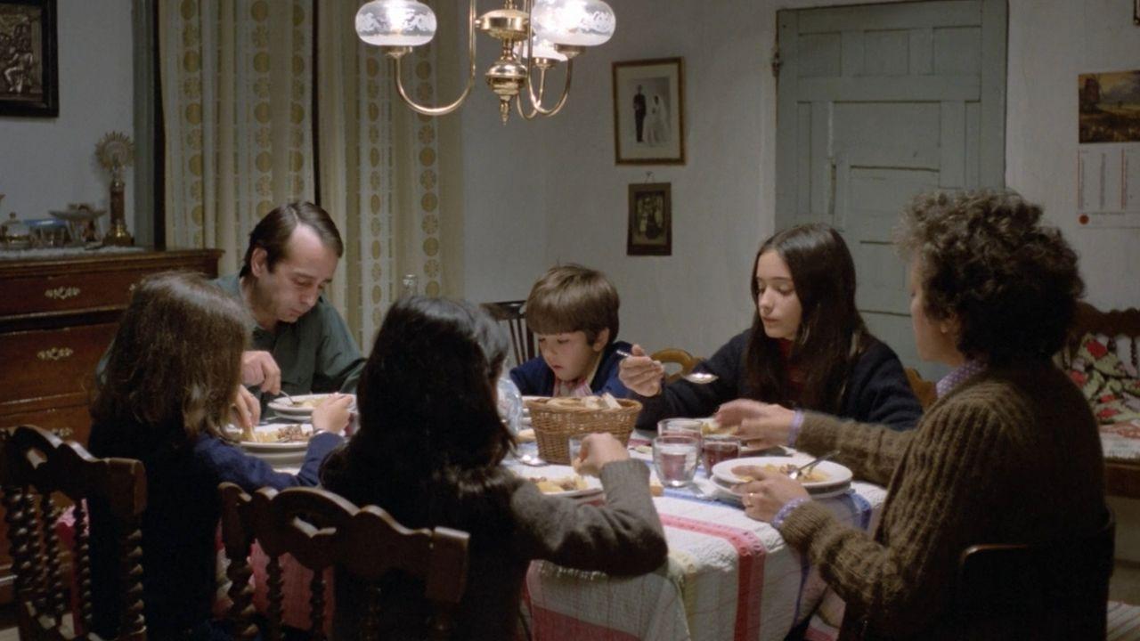The Nest 1980 movie scene