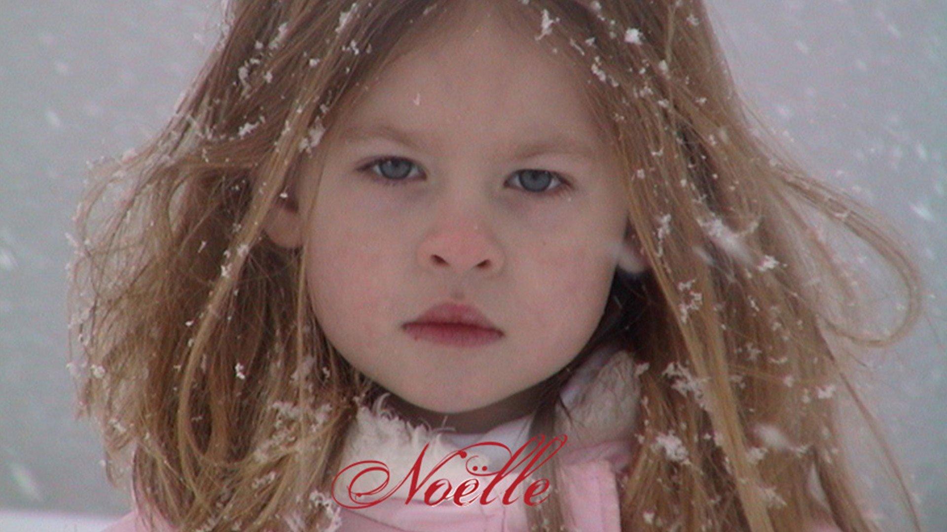 Noelle 2007 movie scene