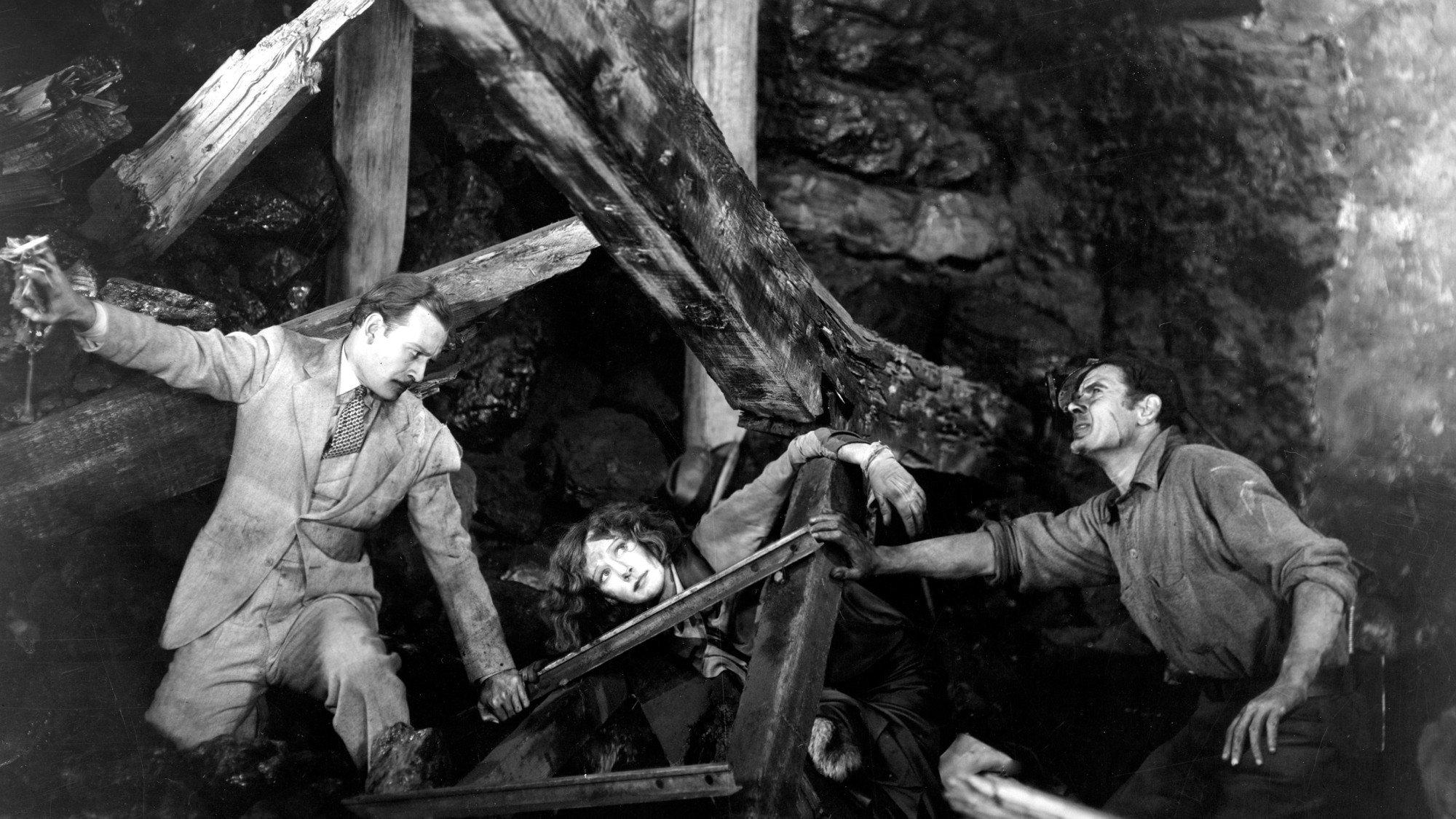 Dynamite 1929 movie scene