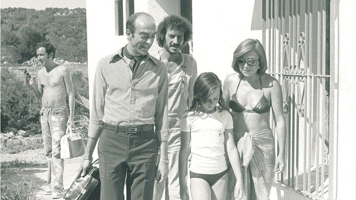 Let's Go, Barbara 1978 movie scene