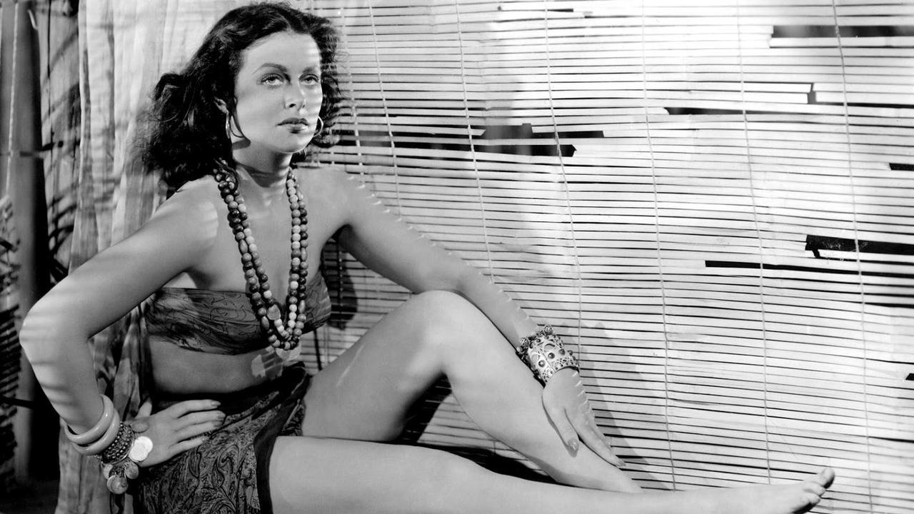 White Cargo 1942 movie scene