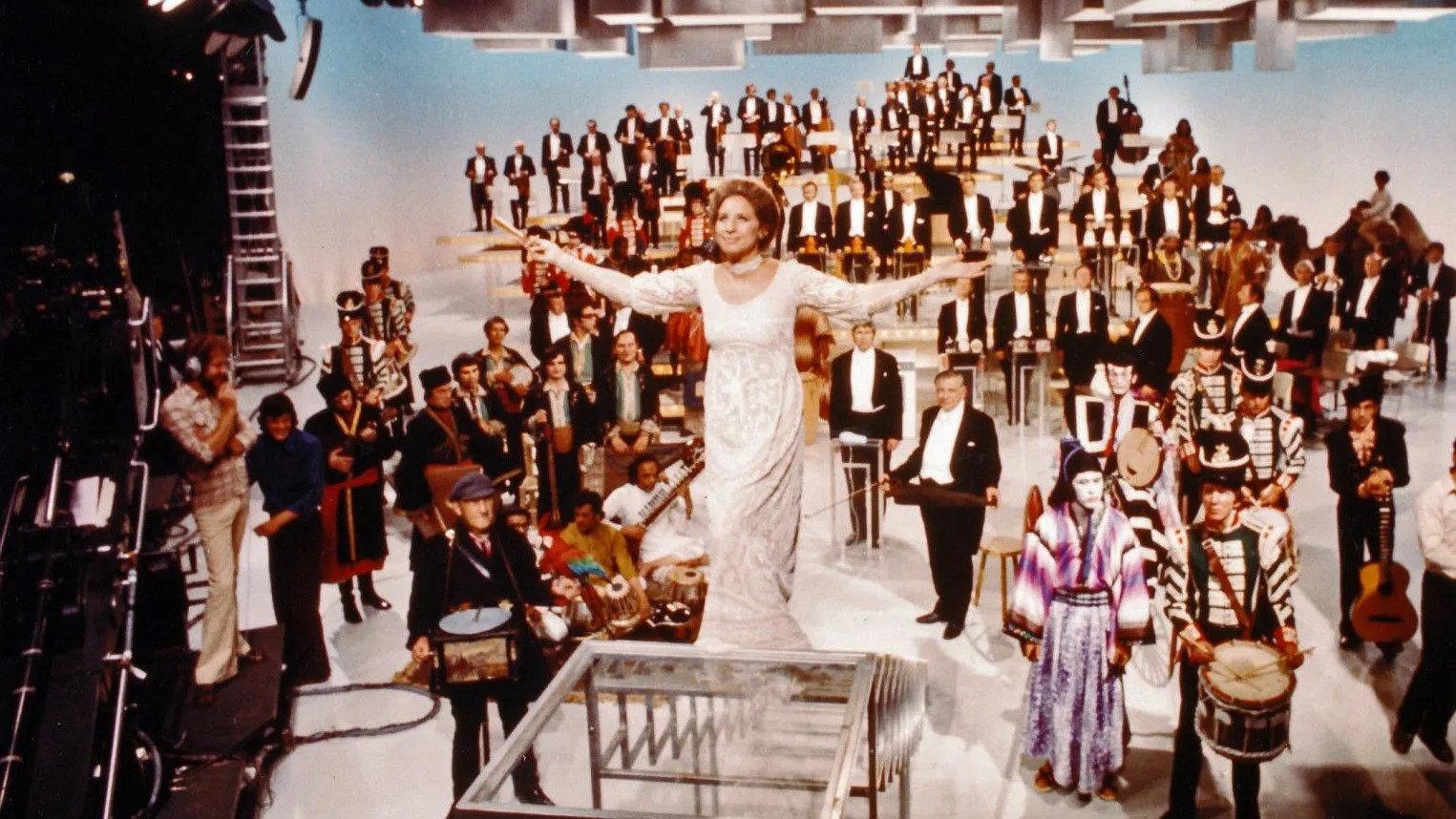 Barbra Streisand... and Other Musical Instruments 1973 movie scene