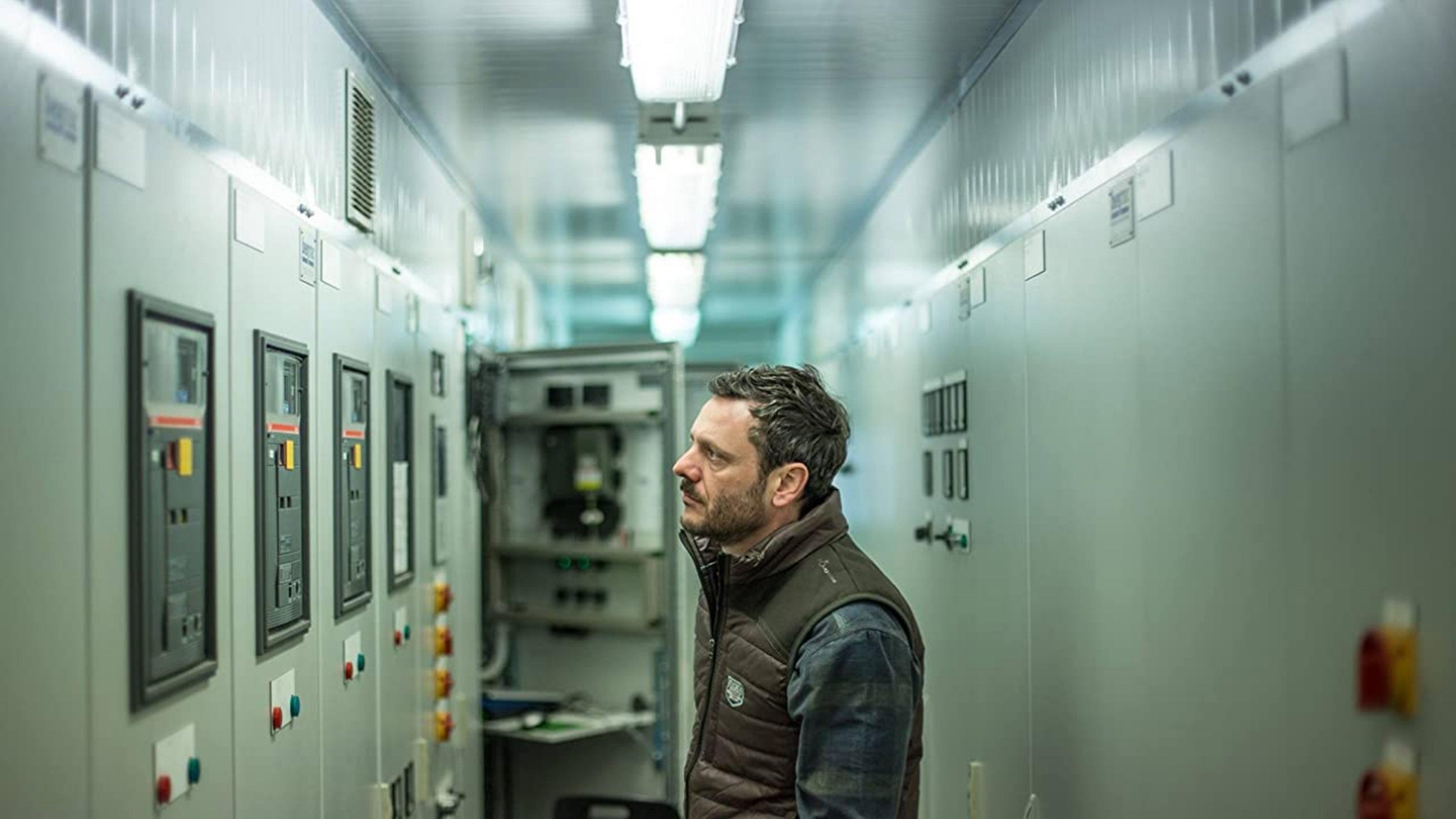 A Decent Man 2018 movie scene