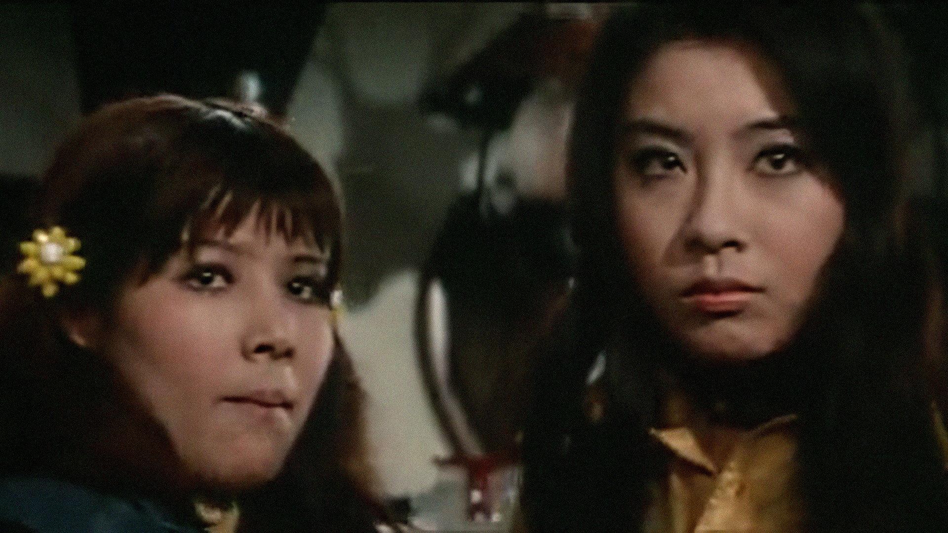 Delinquent Girl Boss: Ballad of Yokohama Hoods 1971 movie scene