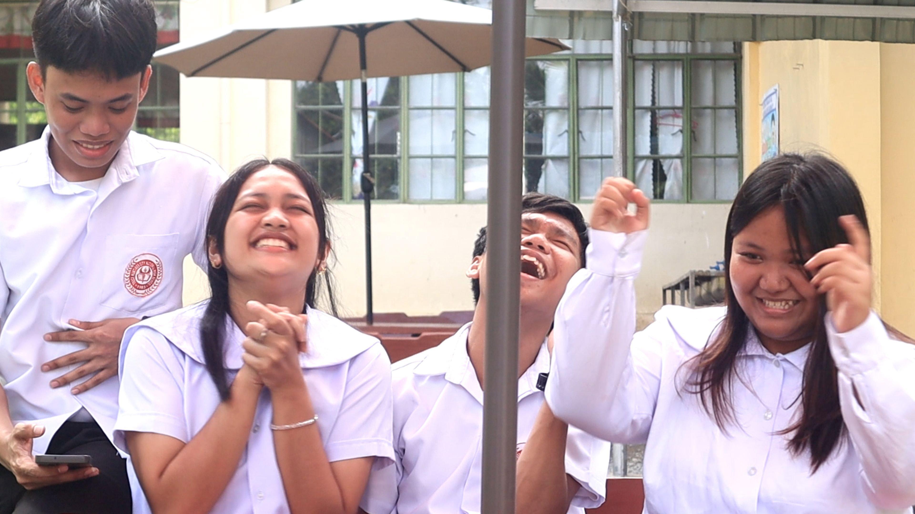 Uhaw 2025 movie scene