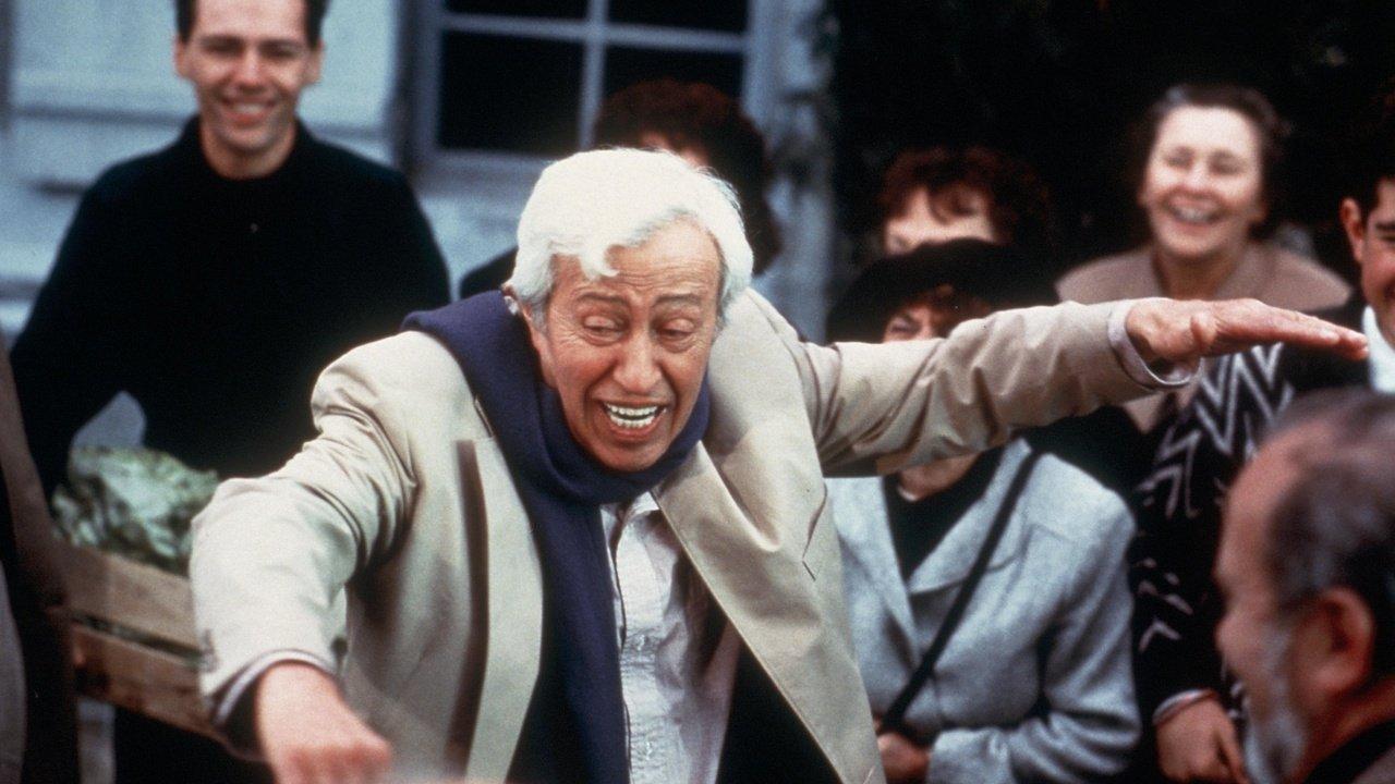 I Want to Go Home 1989 movie scene