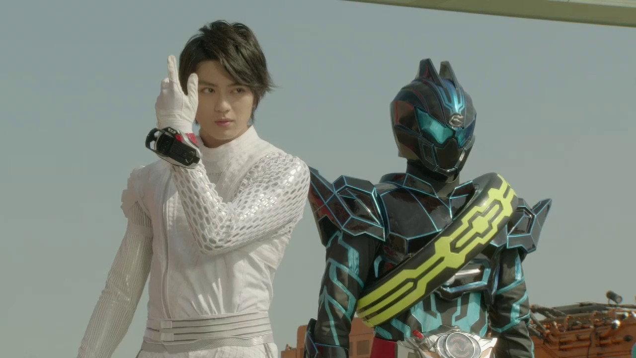 Kamen Rider Drive: Surprise Future 2015 movie scene