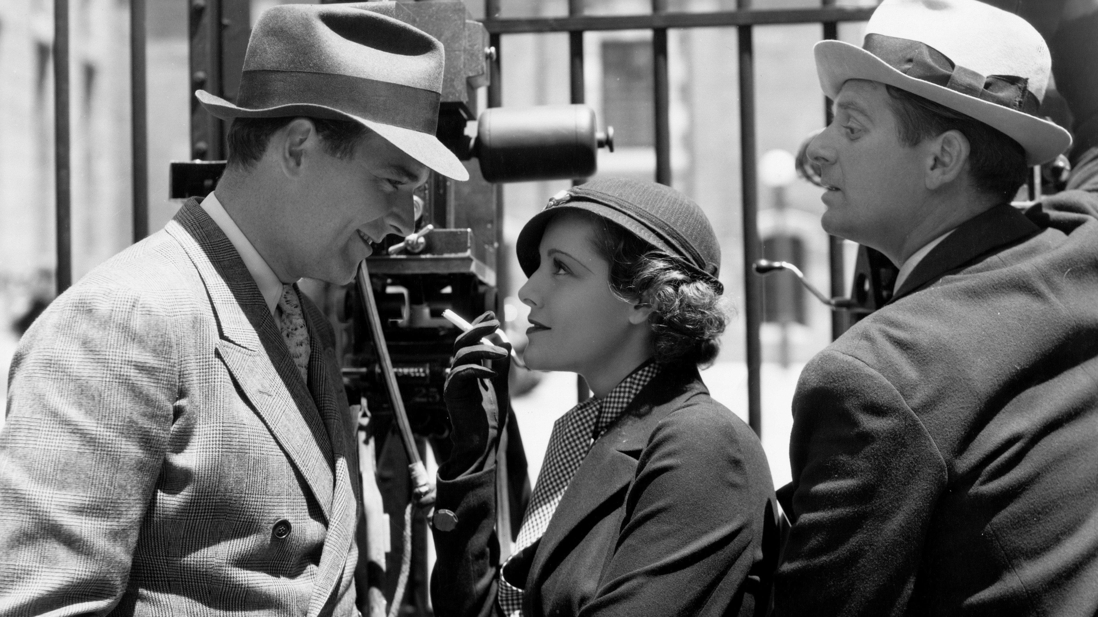 Headline Shooter 1933 movie scene