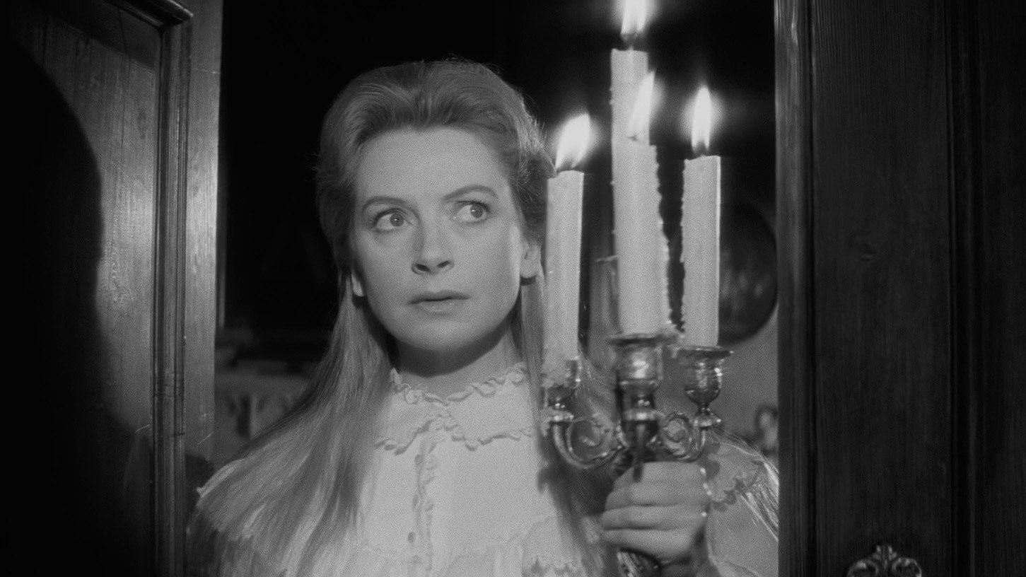 The Innocents 1961 movie scene