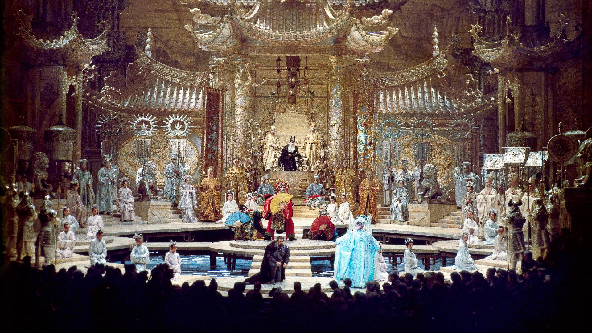 Turandot 1987 movie scene