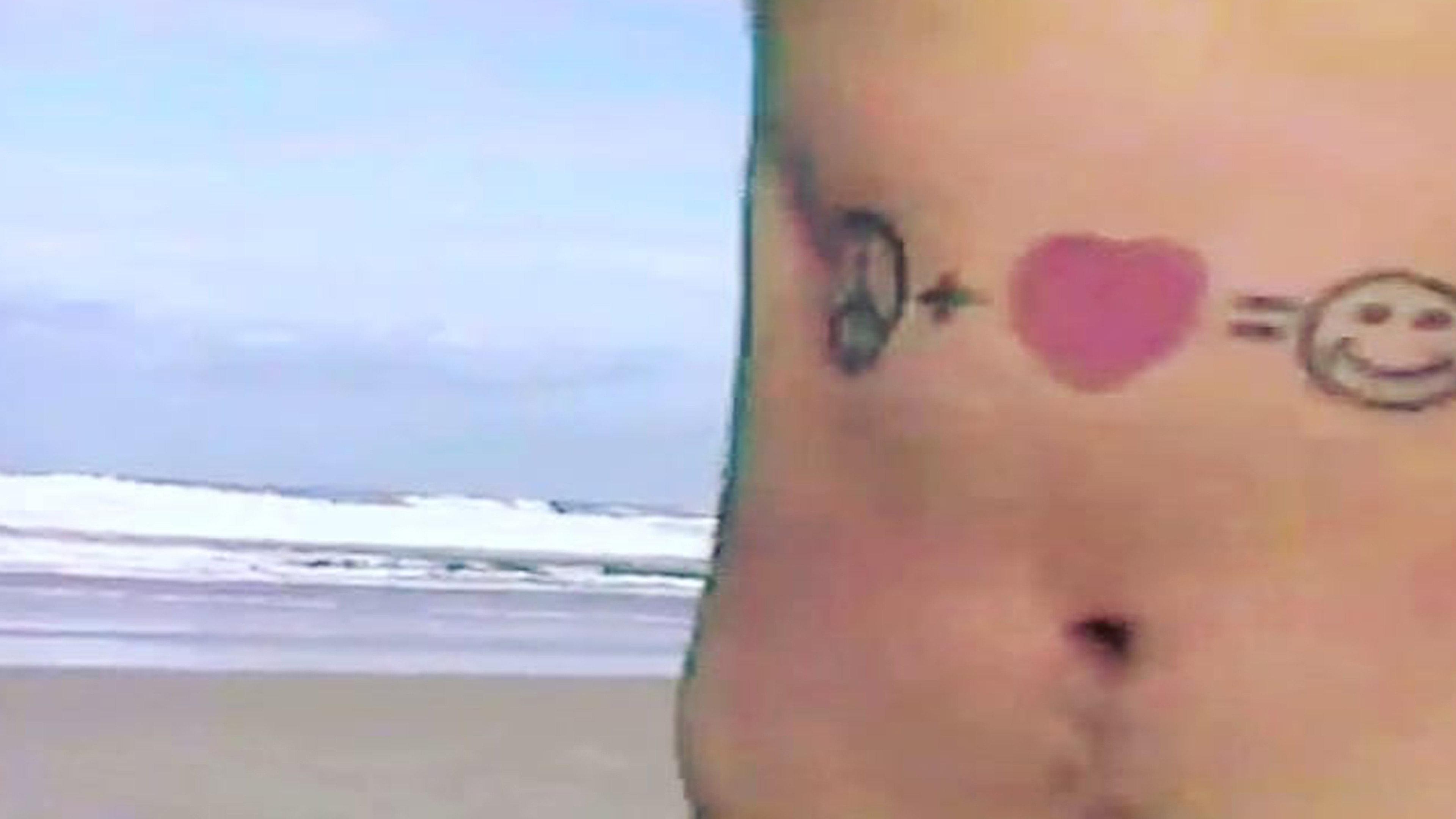 Tatuada 2009 movie scene