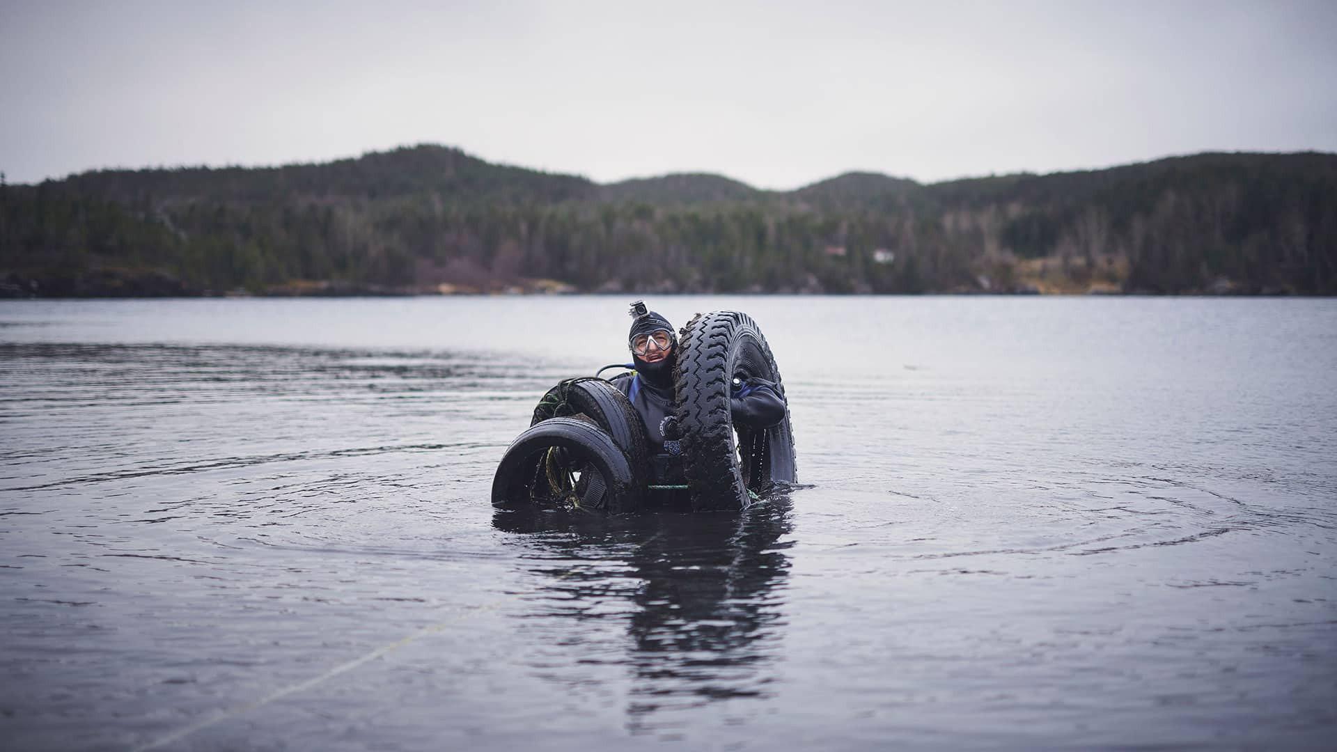 Hell or Clean Water 2021 movie scene