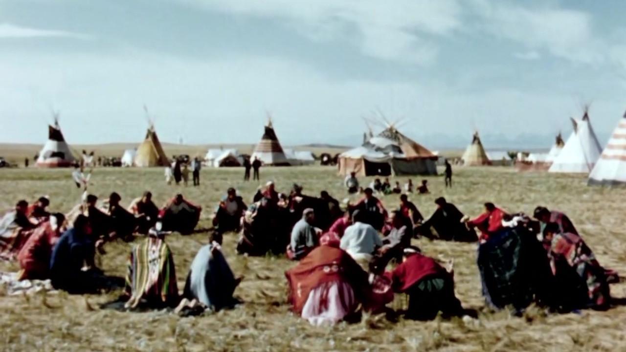 Circle of the Sun 1961 movie scene