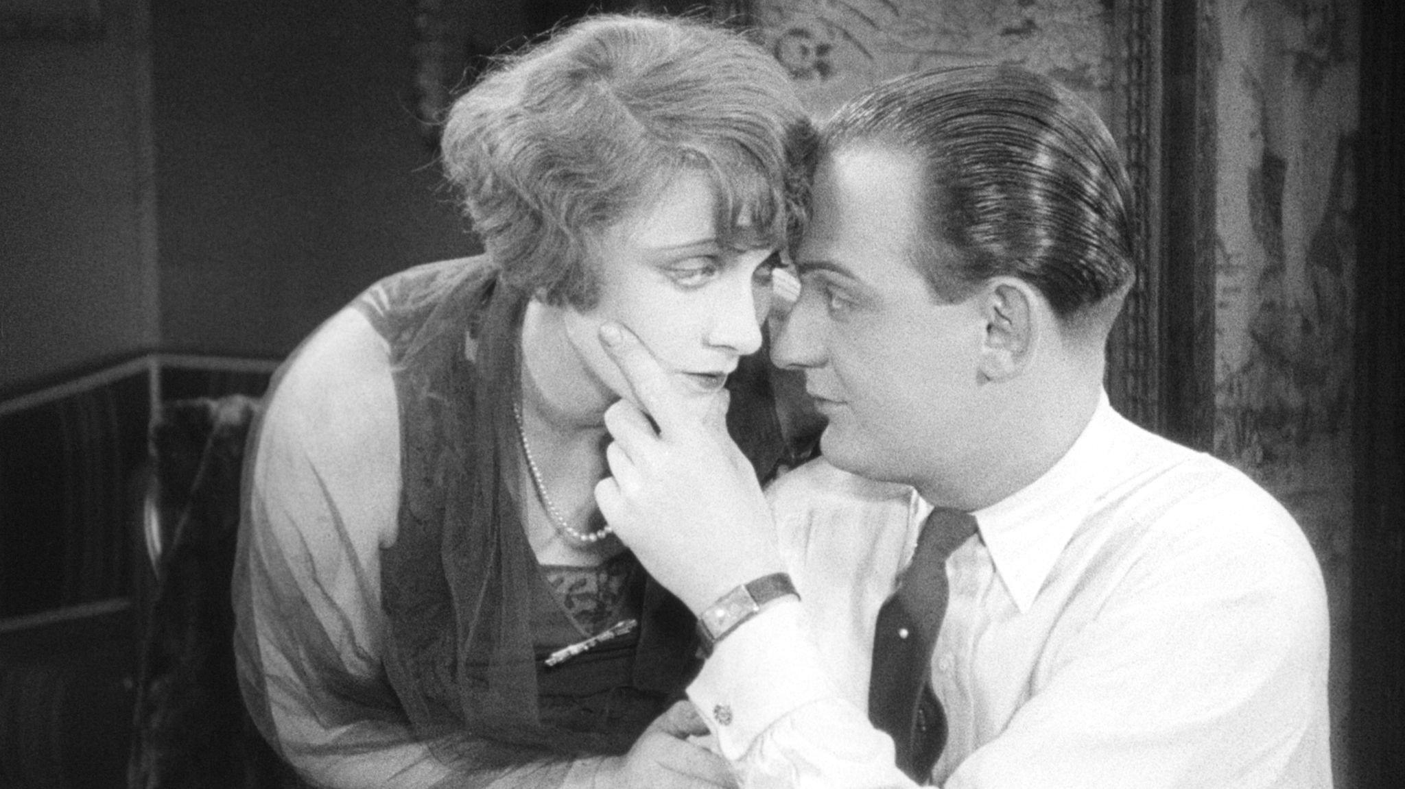 Cafe Electric 1927 movie scene