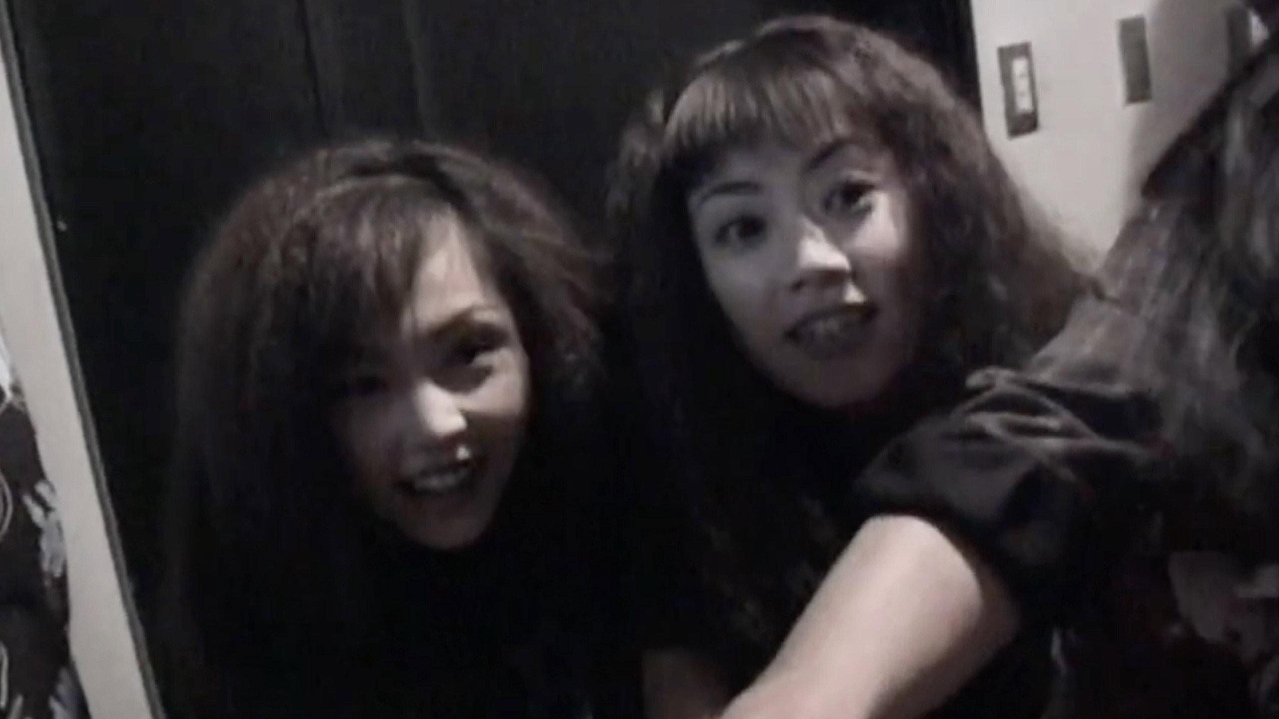 TOUR! PUFFY! TOUR! 1997 movie scene
