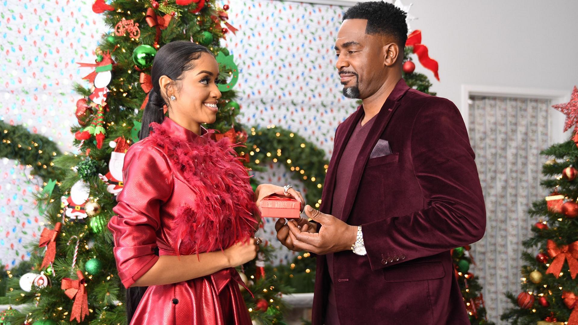 A Rich Christmas 2021 movie scene