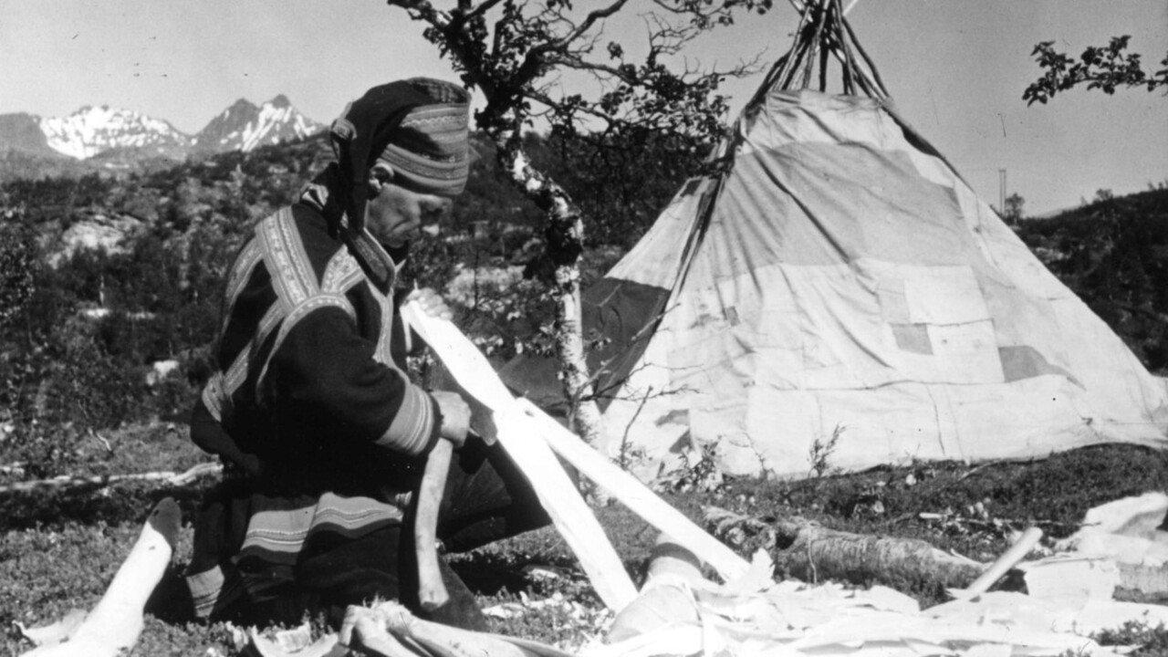 Last of the Nomads 1957 movie scene
