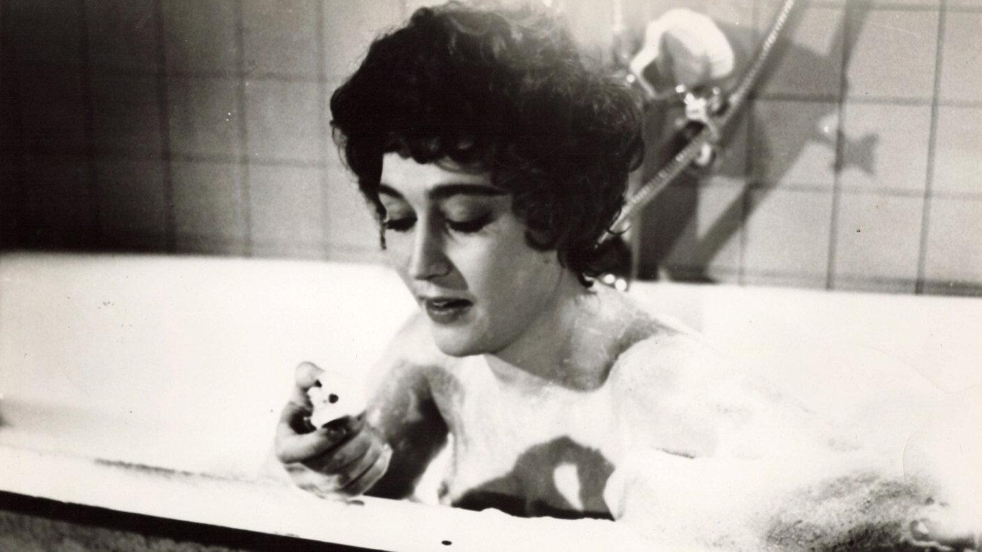No Time To Kill 1959 movie scene