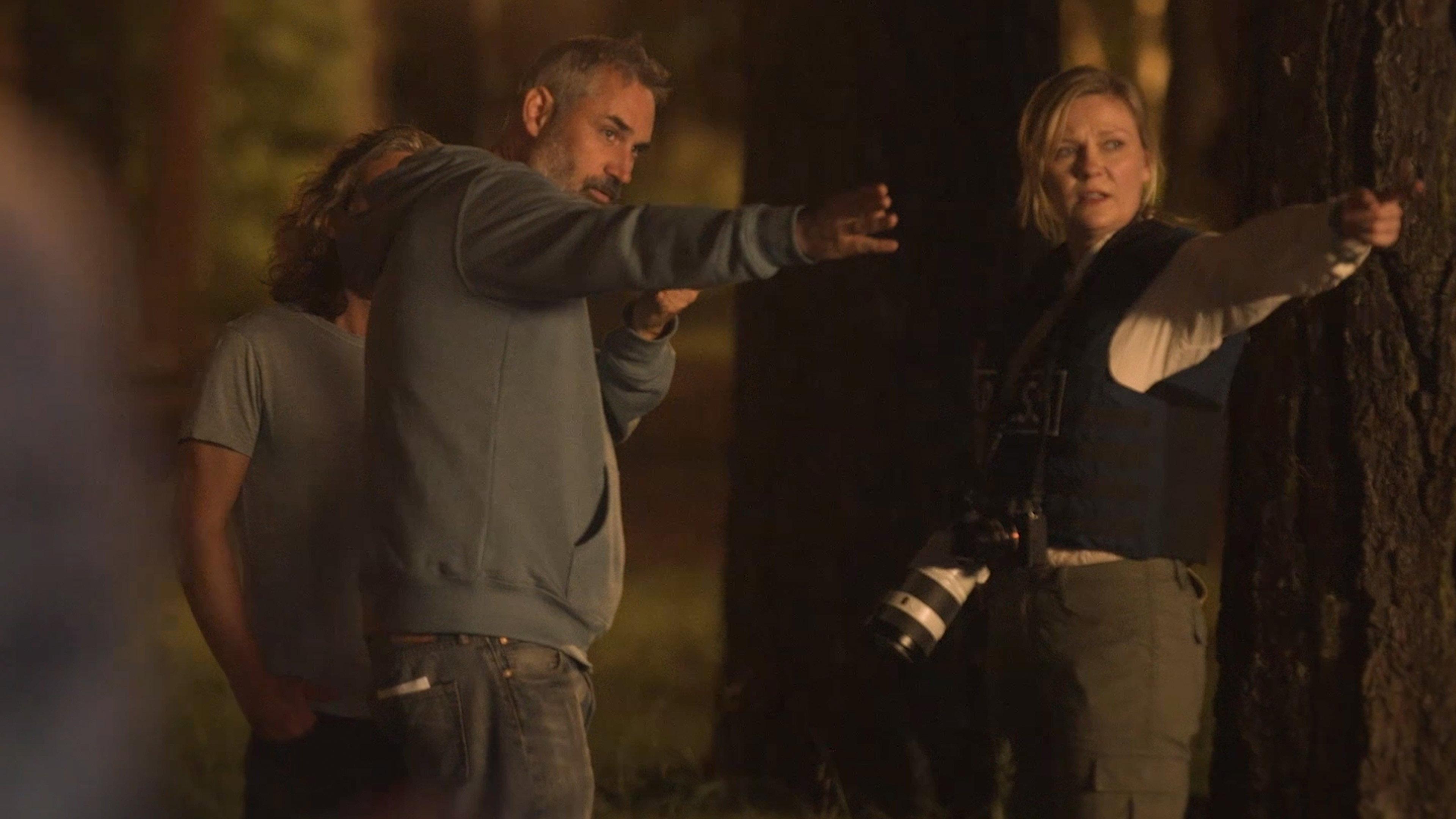Torn Asunder: Waging Alex Garland's Civil War 2024 movie scene