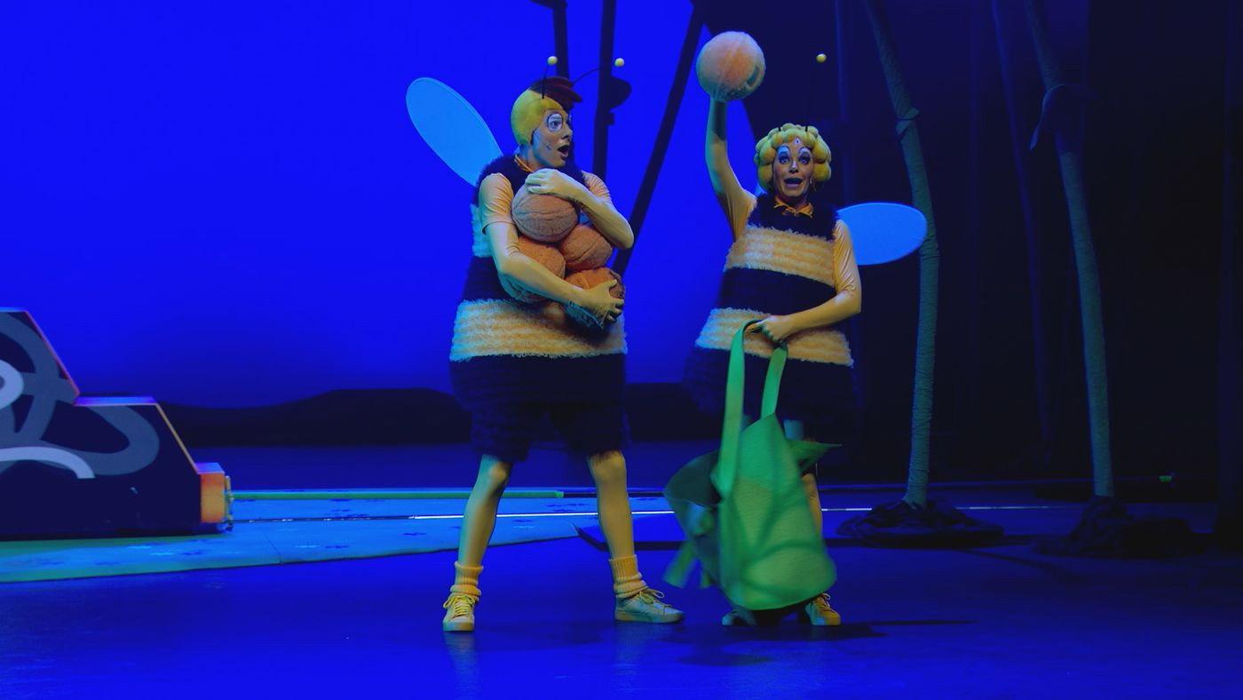 Maya en de Pollenbollen 2016 movie scene