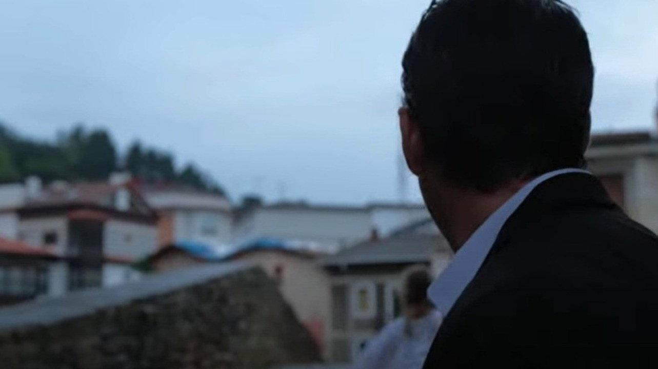 Crossroad 2025 movie scene