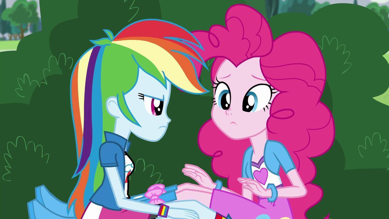 Pinkie Spy 2015 movie scene