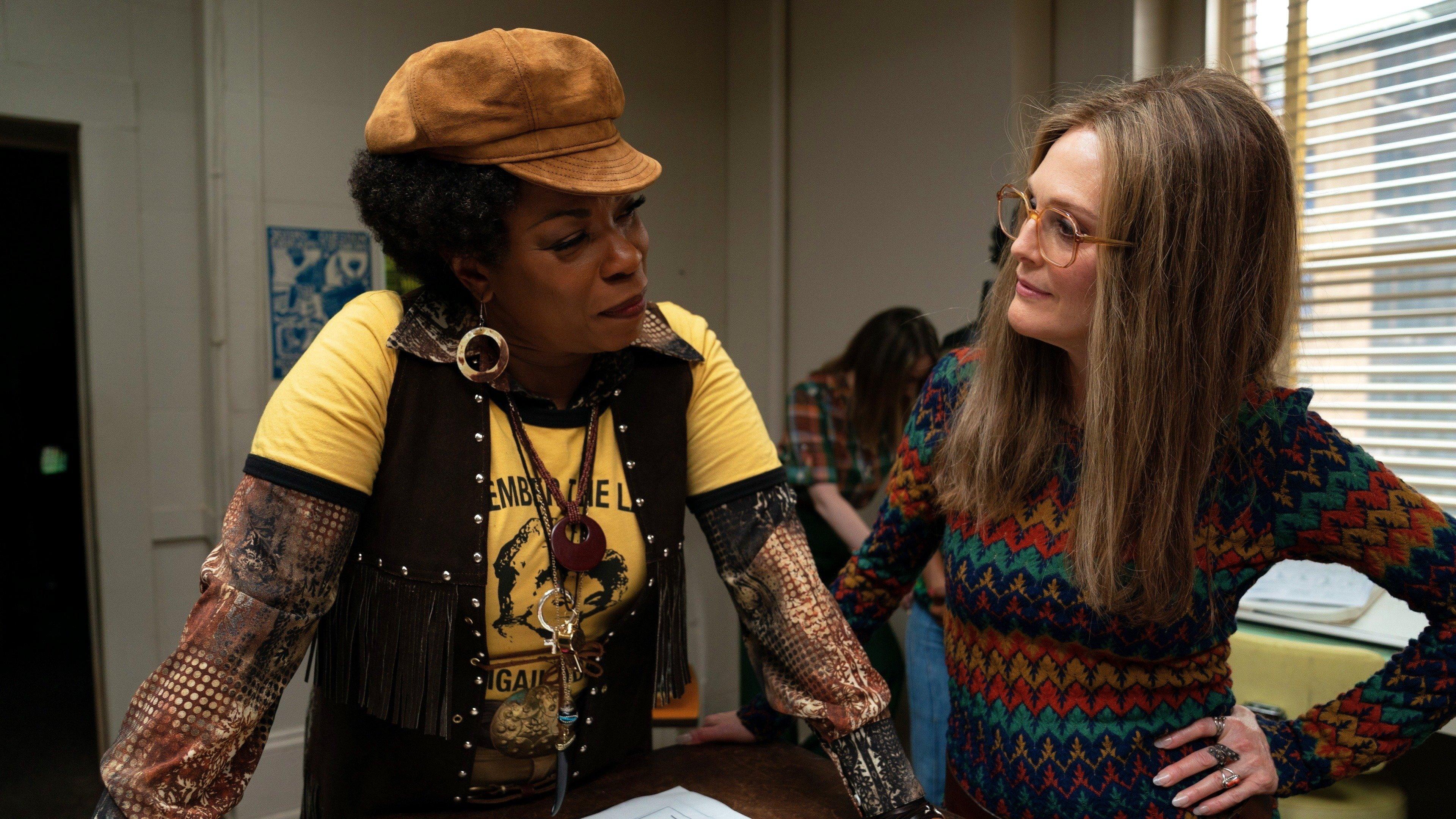 The Glorias 2020 movie scene