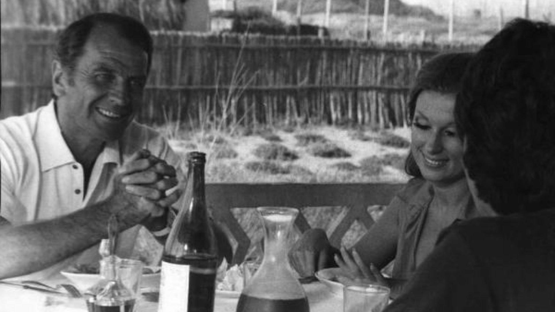 La coppia 1969 movie scene