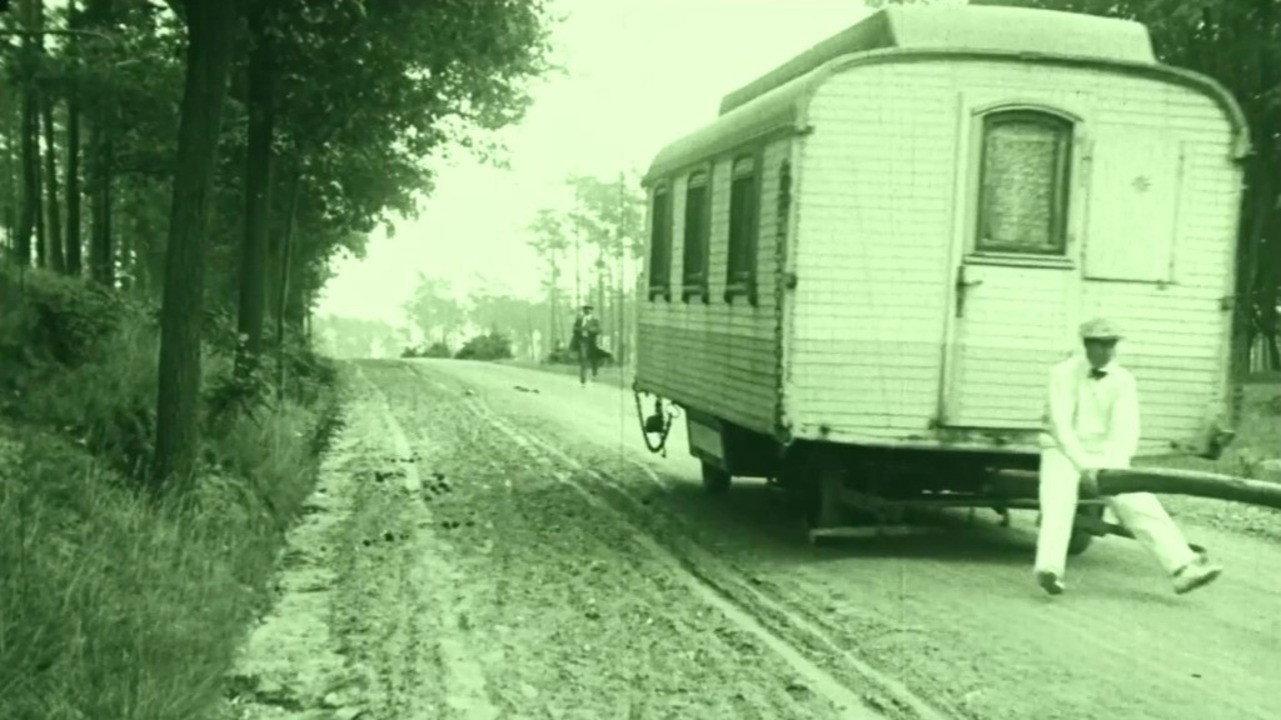 The Rolling Hotel 1918 movie scene